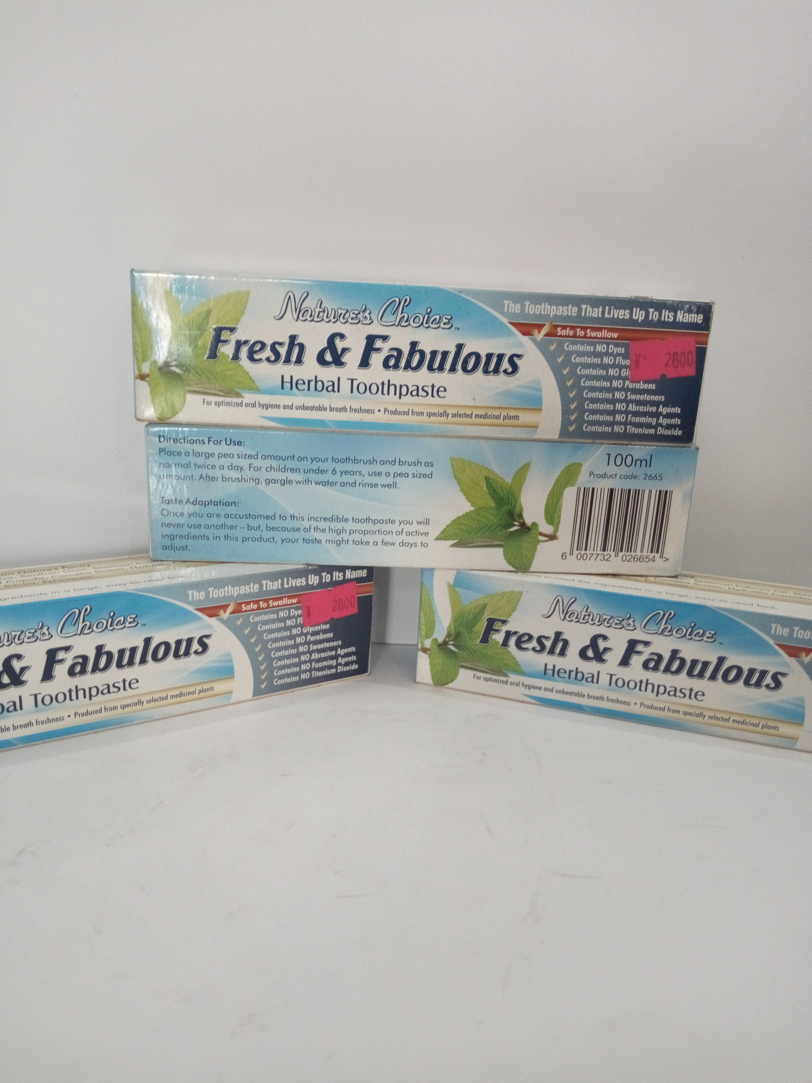 Nature’s choice fresh and fabulous Herbal toothpaste